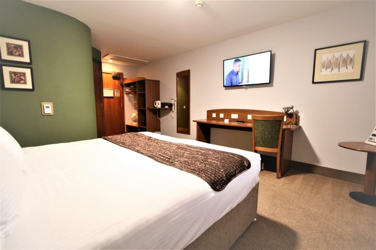 Doncaster International Hotel By Roomsbooked מראה חיצוני תמונה