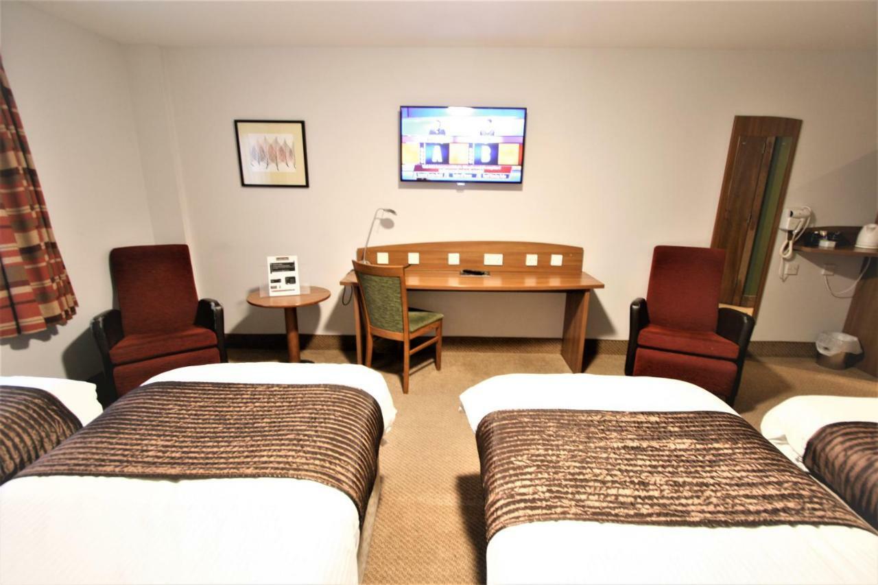Doncaster International Hotel By Roomsbooked מראה חיצוני תמונה
