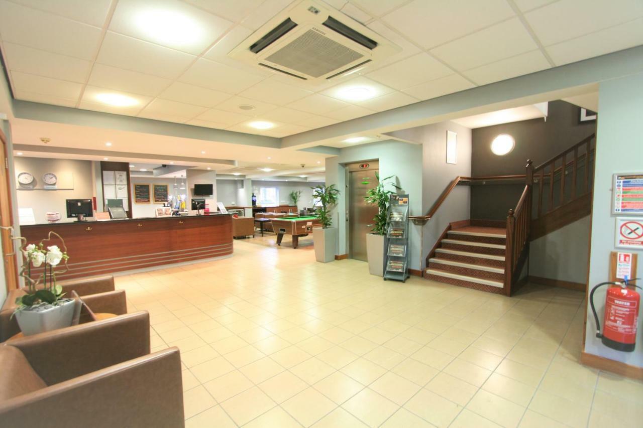 Doncaster International Hotel By Roomsbooked מראה חיצוני תמונה